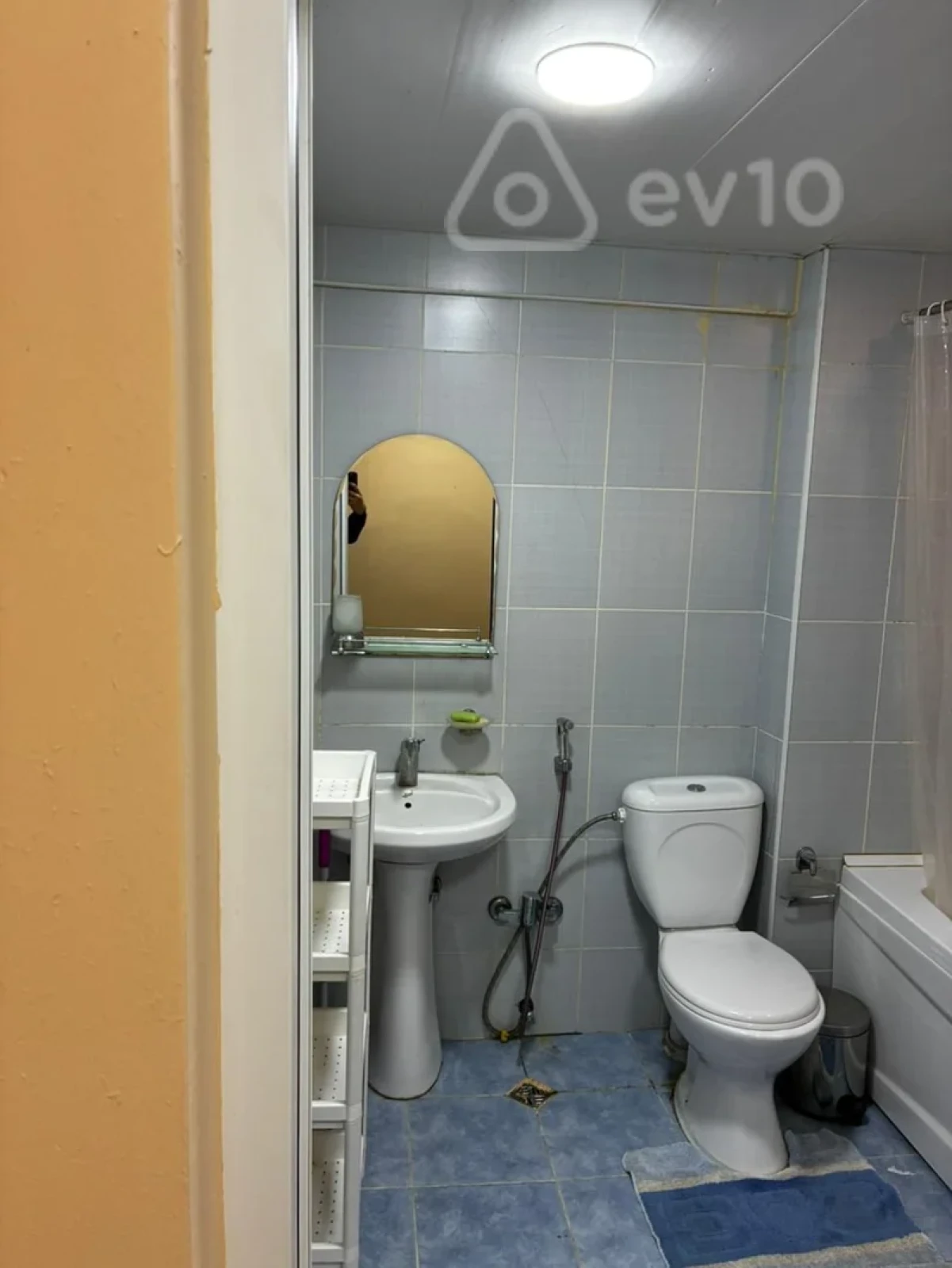 Kirayə verilir 1 otaqlı yeni tikili 42 m²