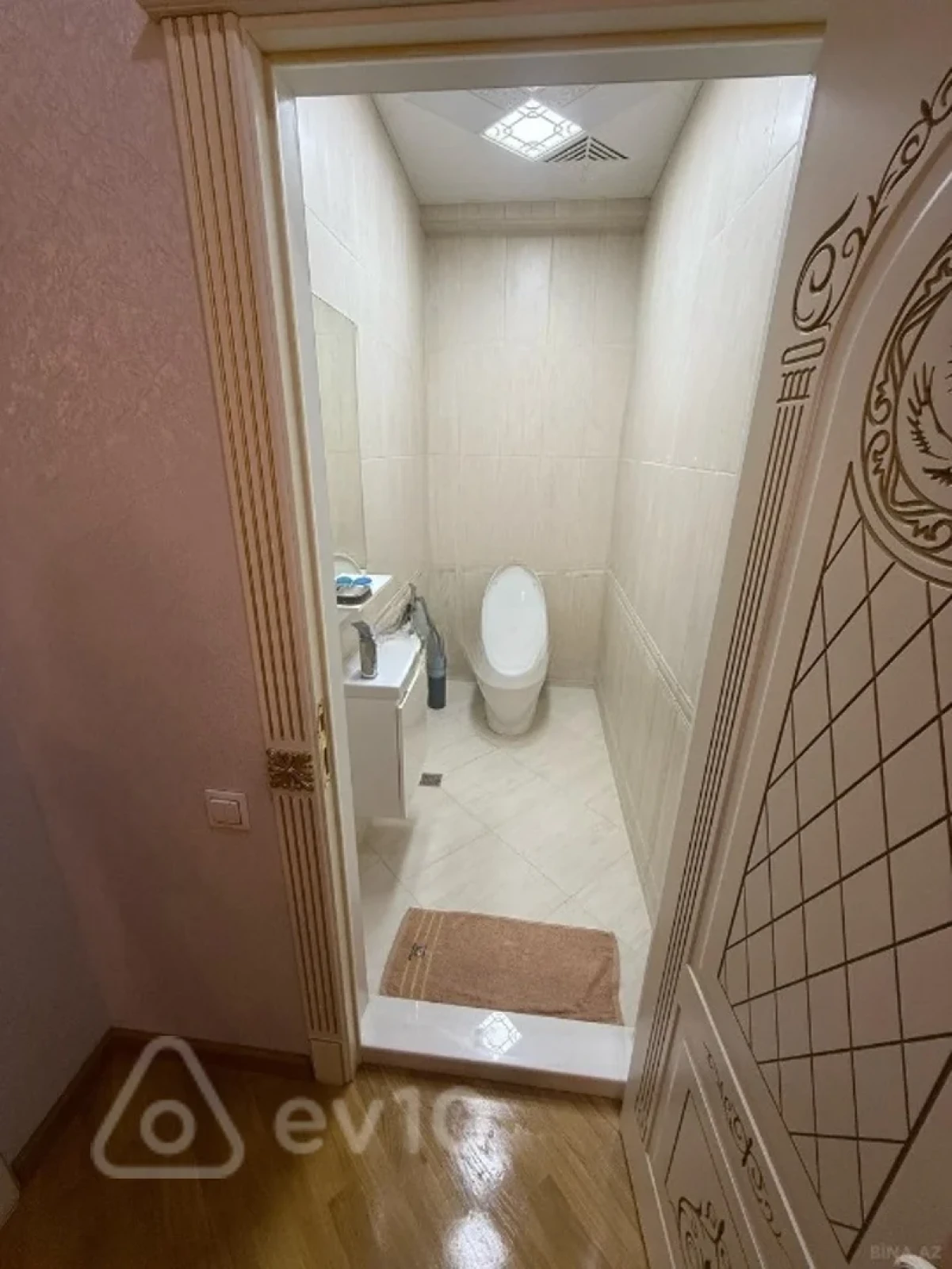 Satılır 3 otaqlı yeni tikili 137 m²
