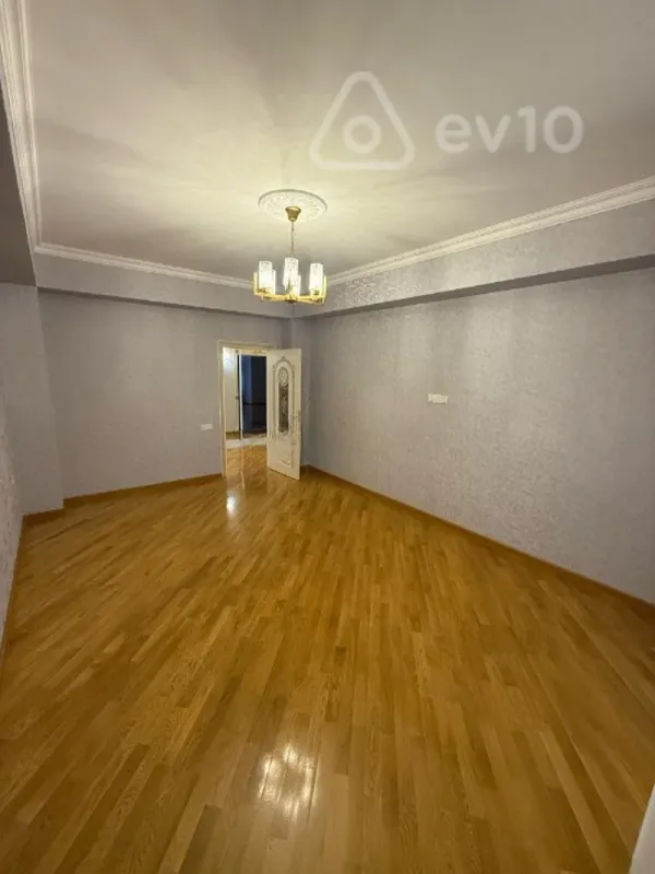 Satılır 3 otaqlı yeni tikili 137 m²