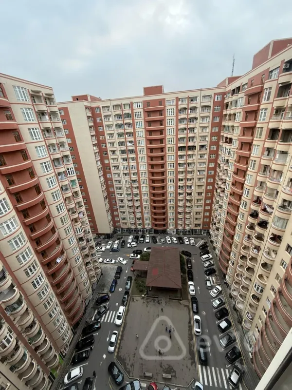 Satılır 3 otaqlı yeni tikili 137 m²