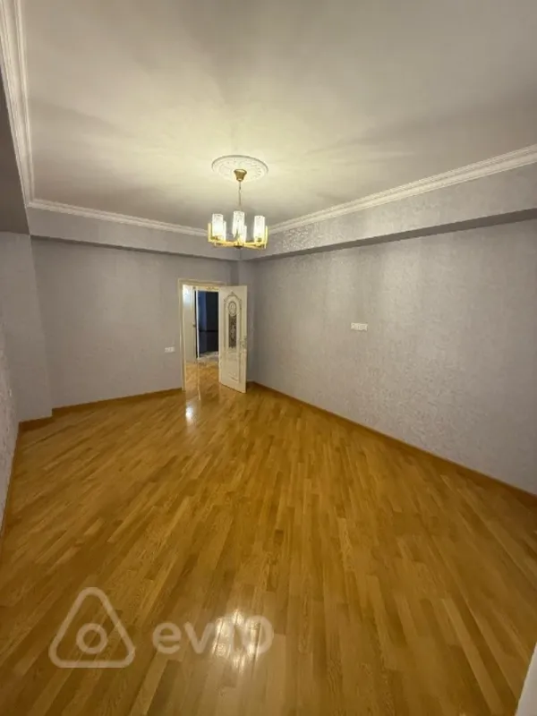 Satılır 3 otaqlı yeni tikili 137 m²