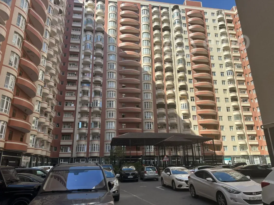 Satılır 3 otaqlı yeni tikili 137 m²