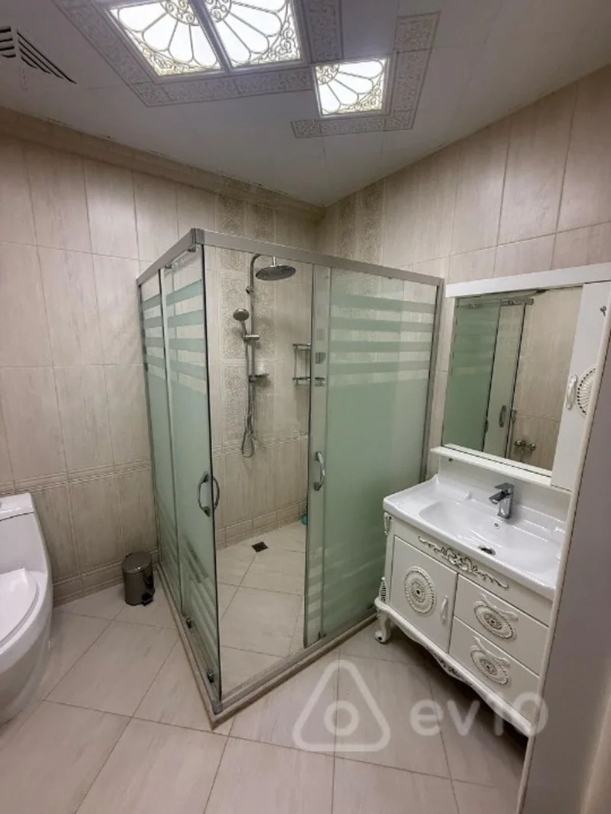 Satılır 3 otaqlı yeni tikili 137 m²