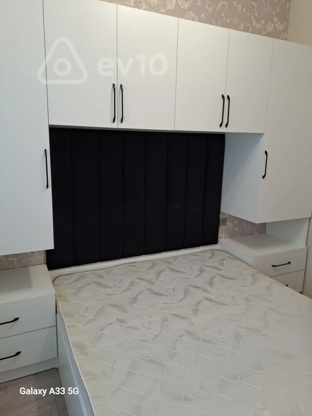 Kirayə verilir 2 otaqlı yeni tikili 70 m²