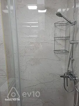 Kirayə verilir 2 otaqlı yeni tikili 70 m²