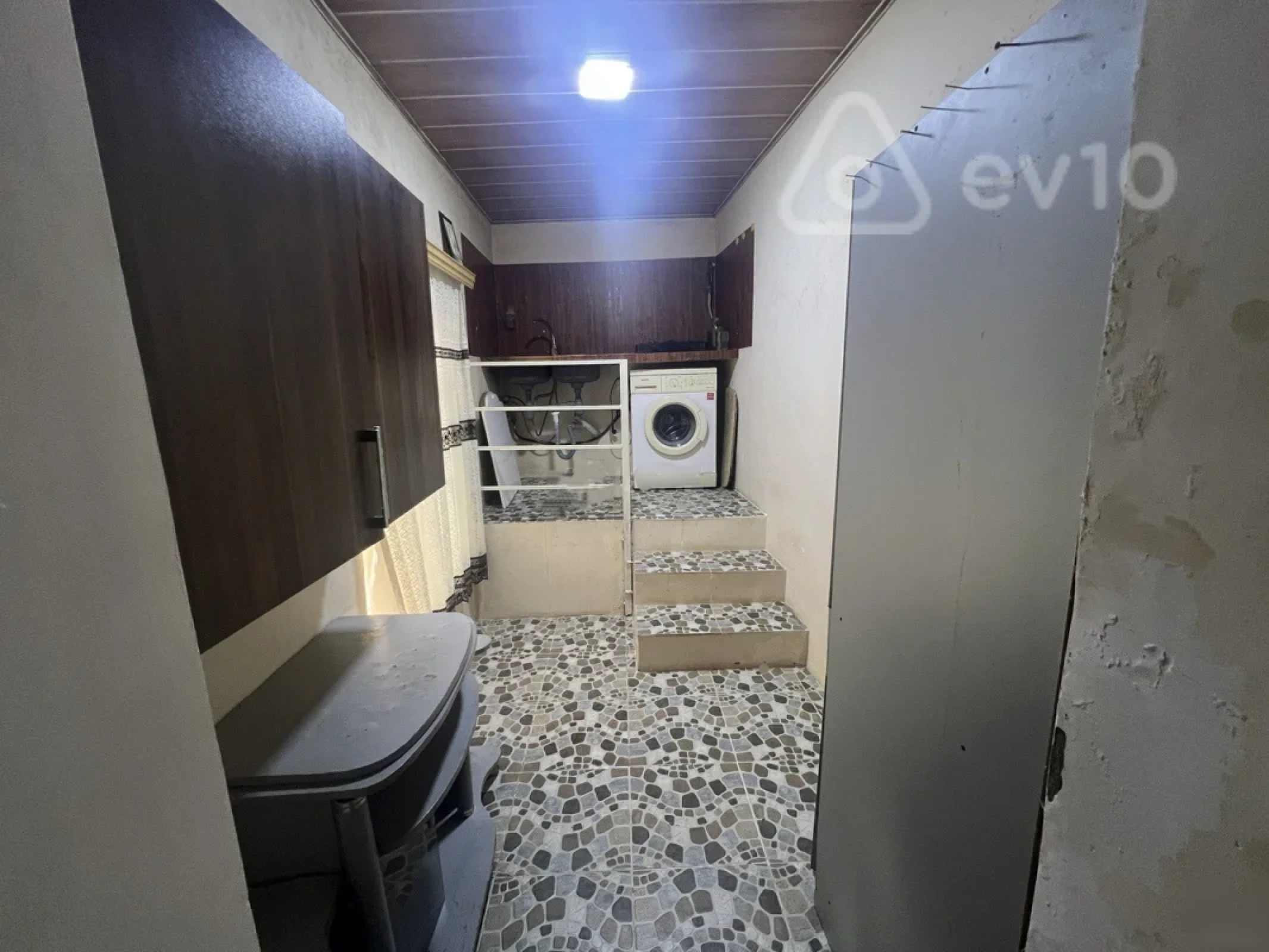 Kirayə verilir 1 otaqlı həyət evi 50 m²