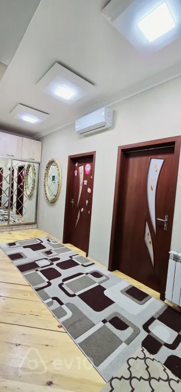 Kirayə verilir 3 otaqlı yeni tikili 105 m²