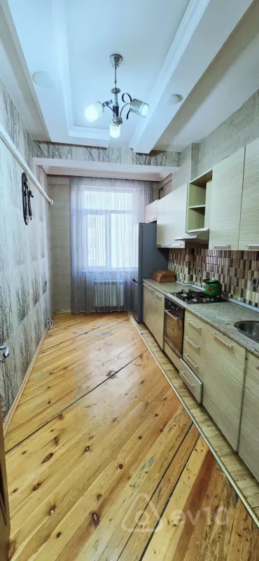 Kirayə verilir 3 otaqlı yeni tikili 105 m²