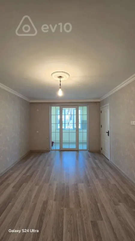 Satılır 2 otaqlı yeni tikili 42 m²