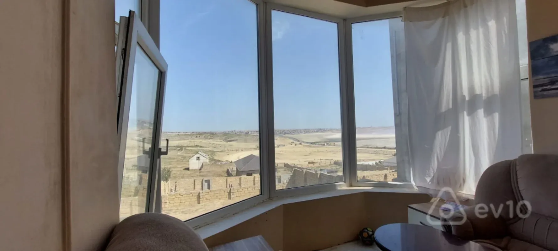 Satılır 4 otaqlı həyət evi 180 m²