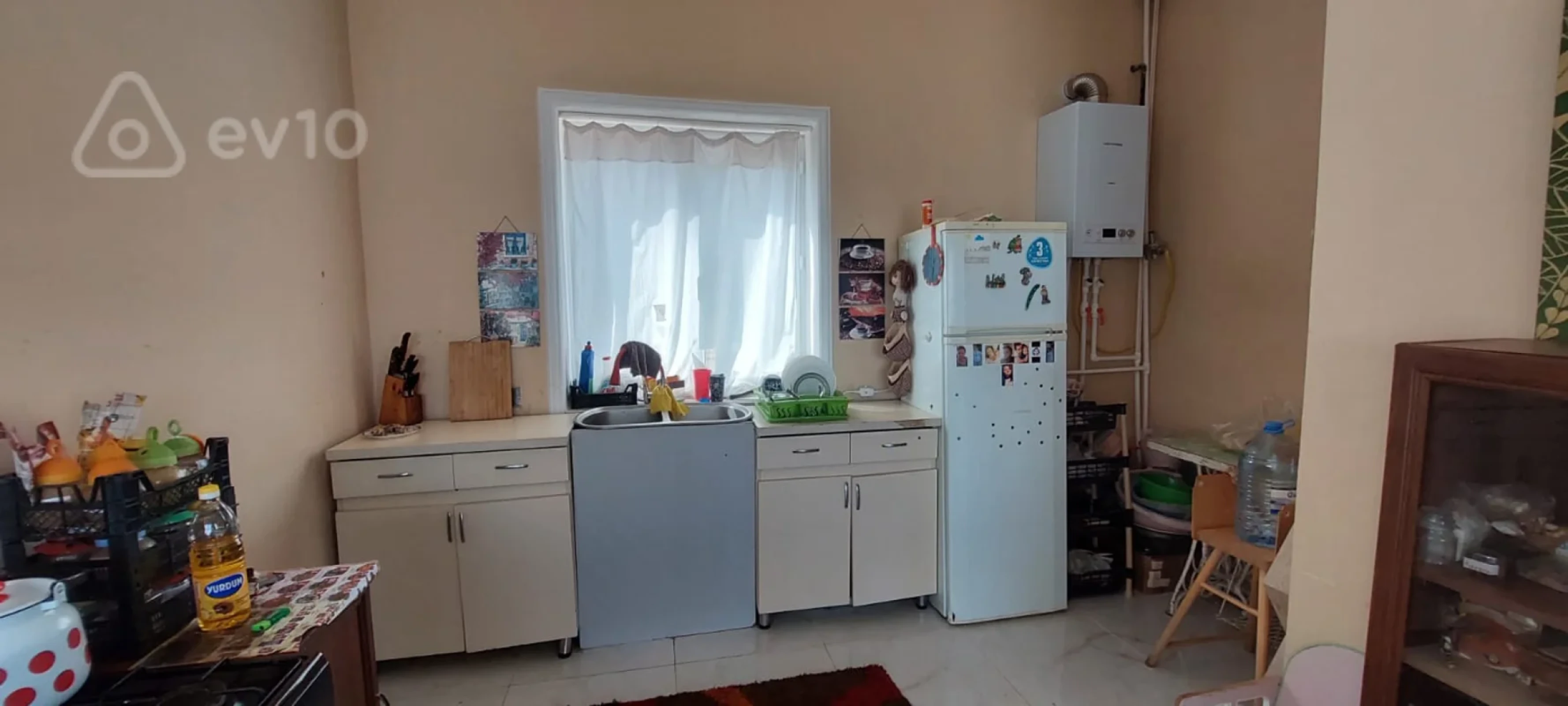 Satılır 4 otaqlı həyət evi 180 m²