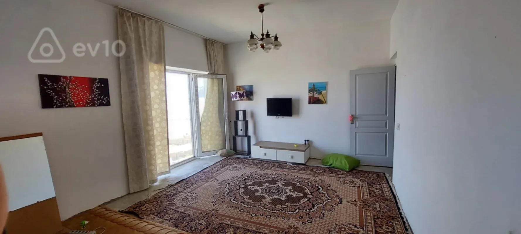 Satılır 4 otaqlı həyət evi 180 m²