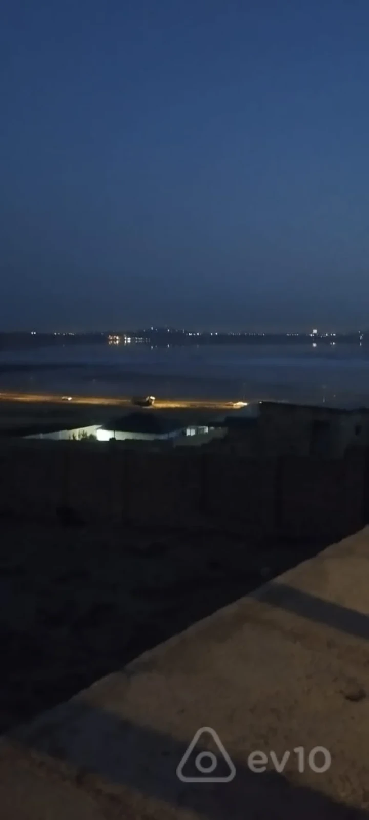 Satılır 4 otaqlı həyət evi 180 m²