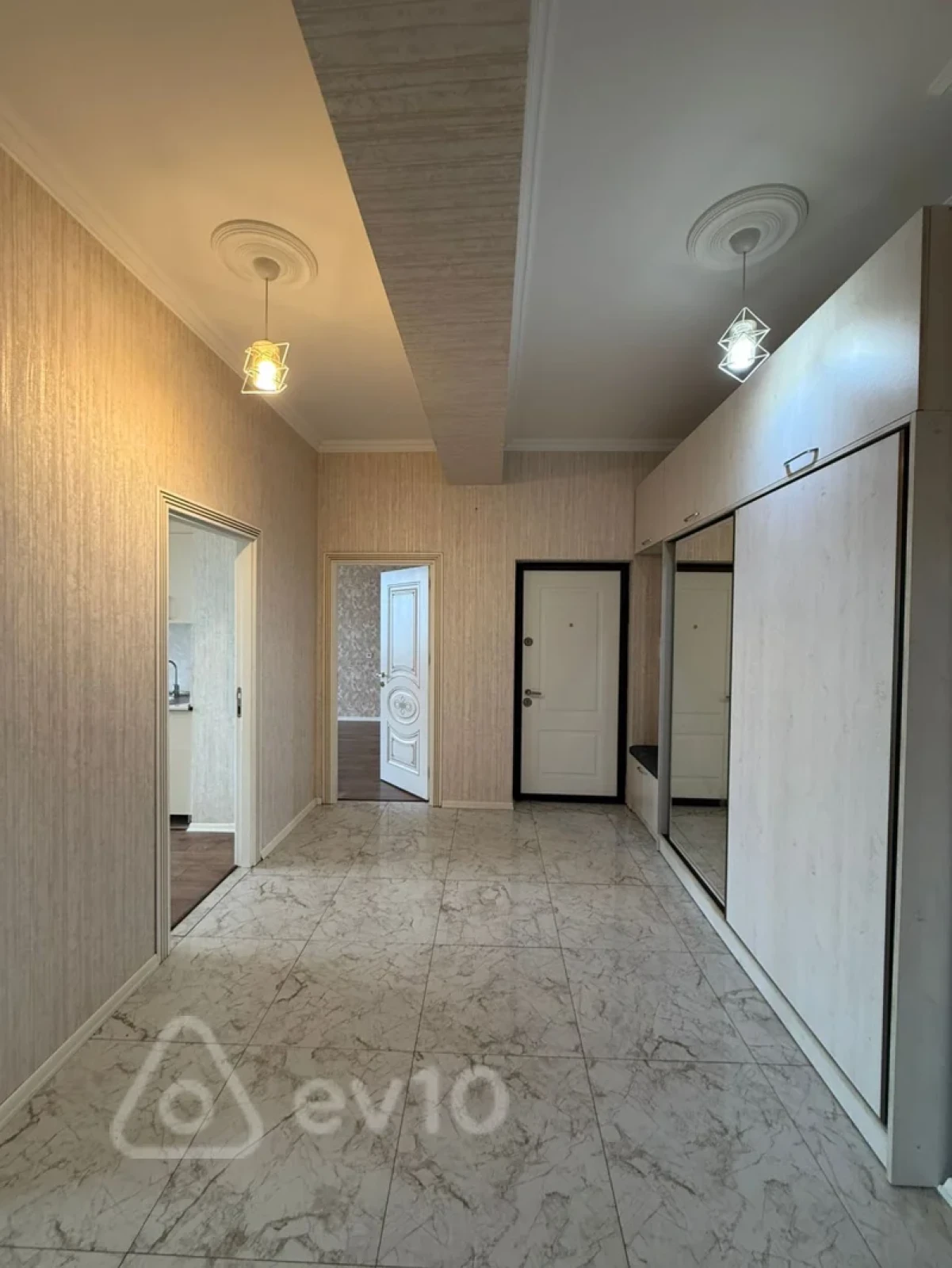 Satılır 3 otaqlı yeni tikili 104 m²