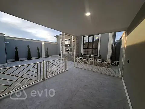 Satılır 4 otaqlı həyət evi 125 m²