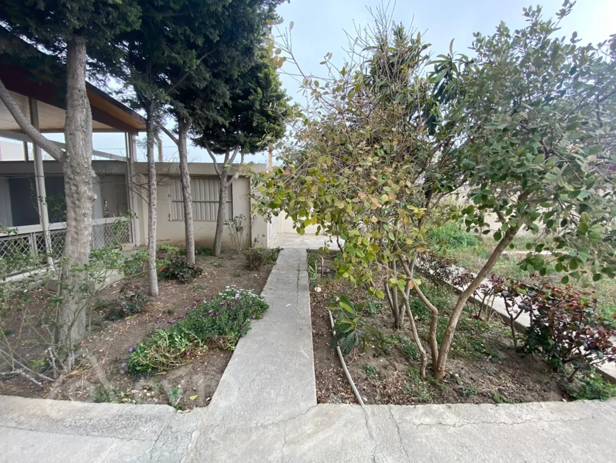 Satılır 7 otaqlı həyət evi 260 m²