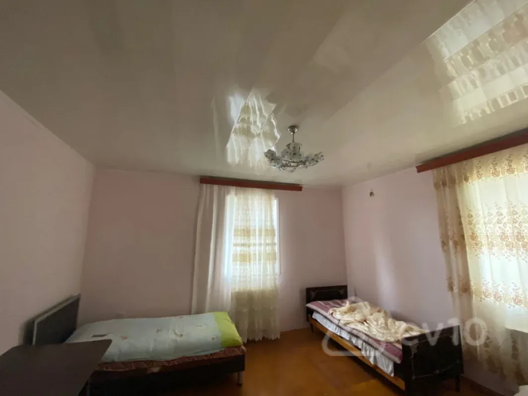 Satılır 7 otaqlı həyət evi 260 m²