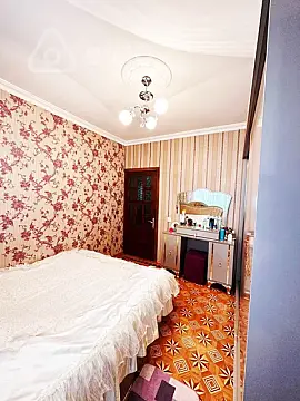 Satılır 5 otaqlı köhnə tikili 133 m²