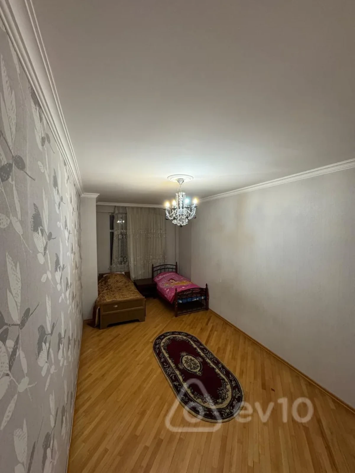Kirayə verilir 3 otaqlı yeni tikili 162 m²