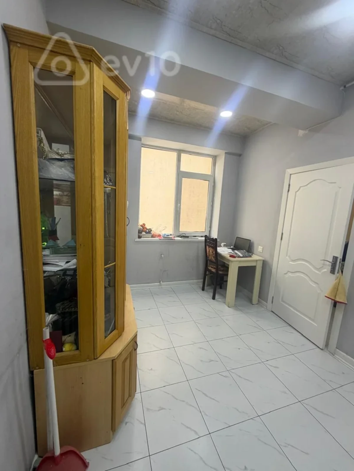 Kirayə verilir 2 otaqlı yeni tikili 70 m²