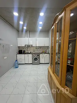 Kirayə verilir 2 otaqlı yeni tikili 70 m²