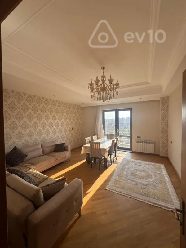 Kirayə verilir 3 otaqlı yeni tikili 132 m²