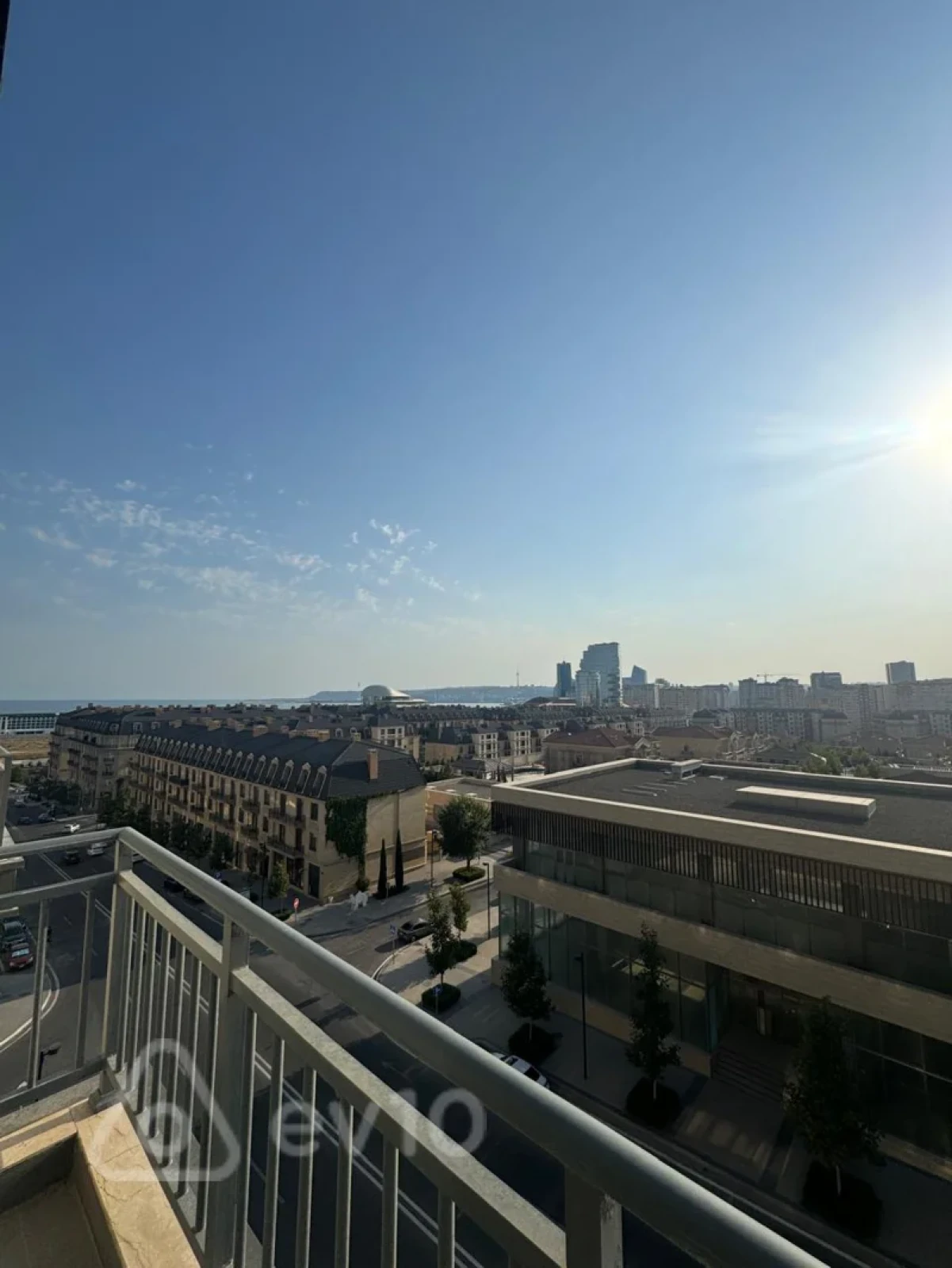 Kirayə verilir 3 otaqlı yeni tikili 132 m²