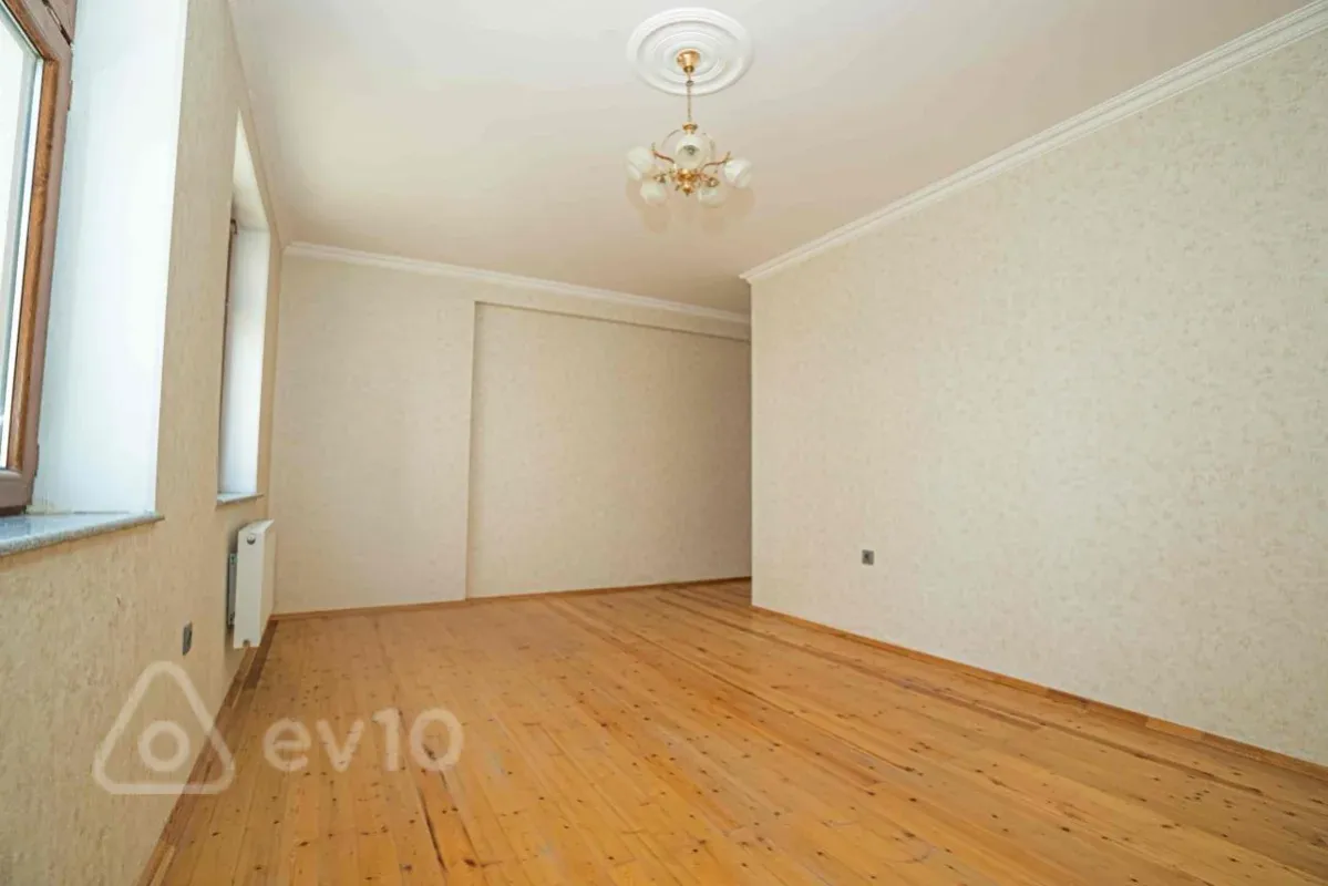 Satılır 4 otaqlı yeni tikili 110 m²