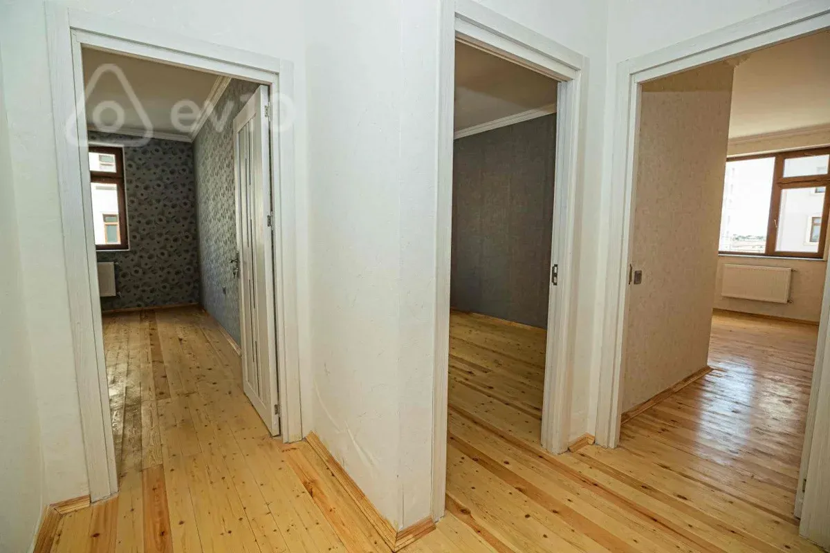 Satılır 4 otaqlı yeni tikili 110 m²
