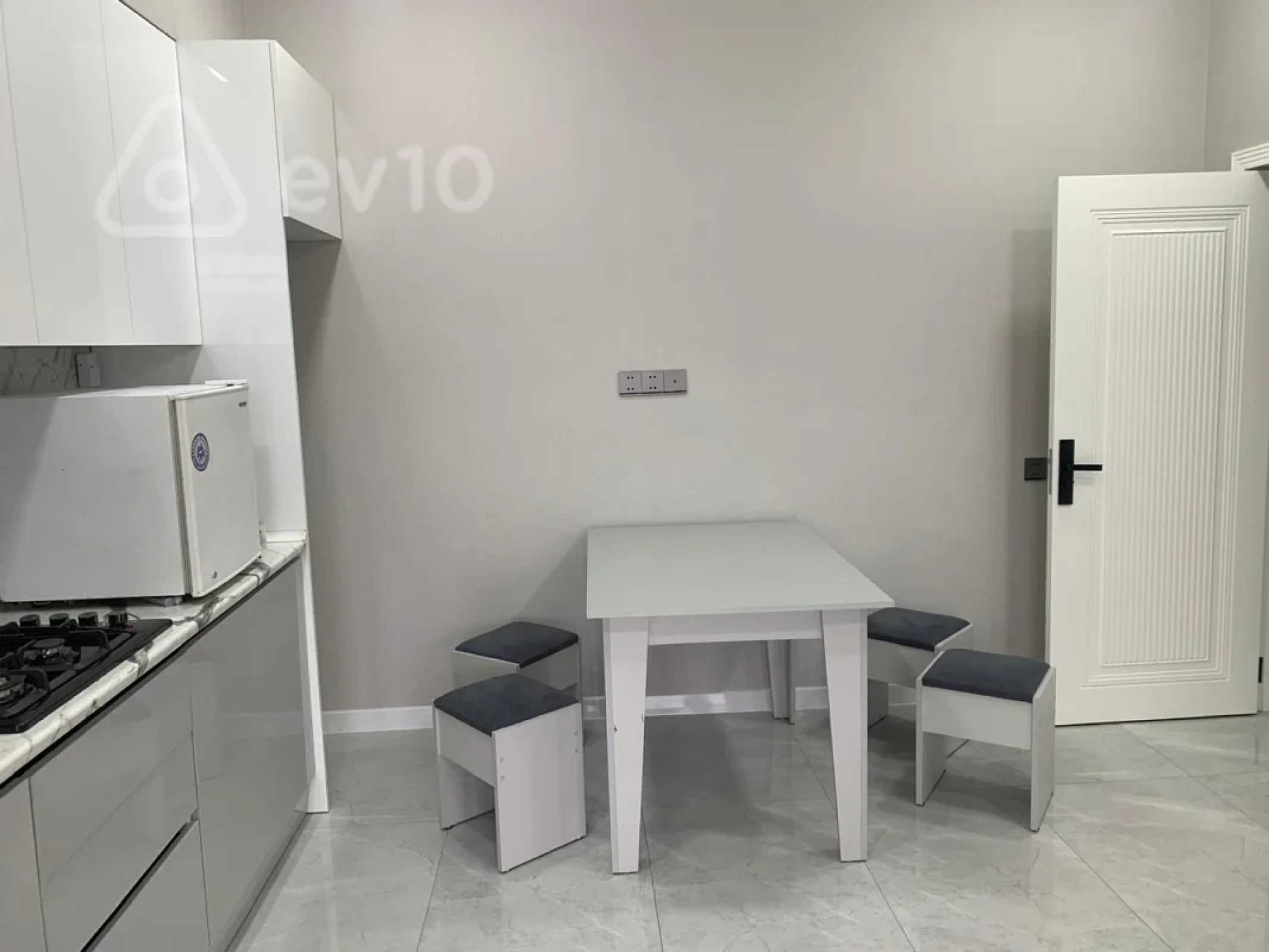Satılır 3 otaqlı həyət evi 120 m²