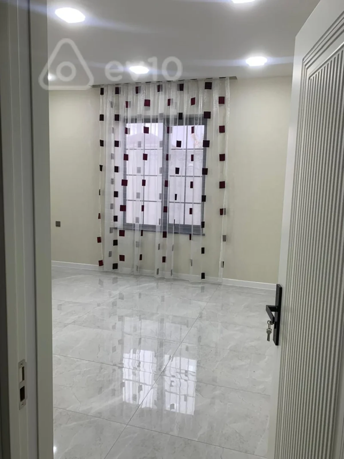 Satılır 3 otaqlı həyət evi 120 m²