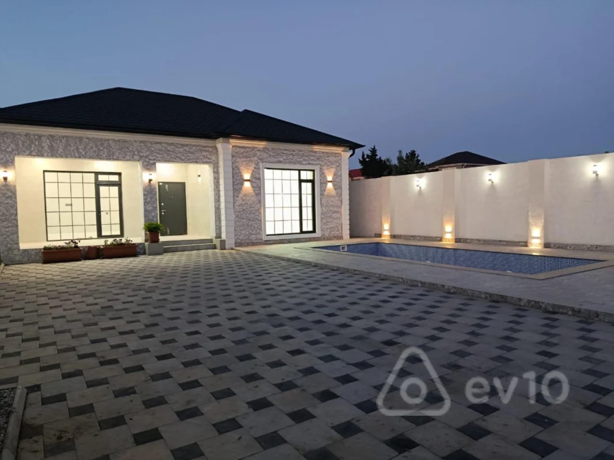 Satılır 3 otaqlı həyət evi 120 m²