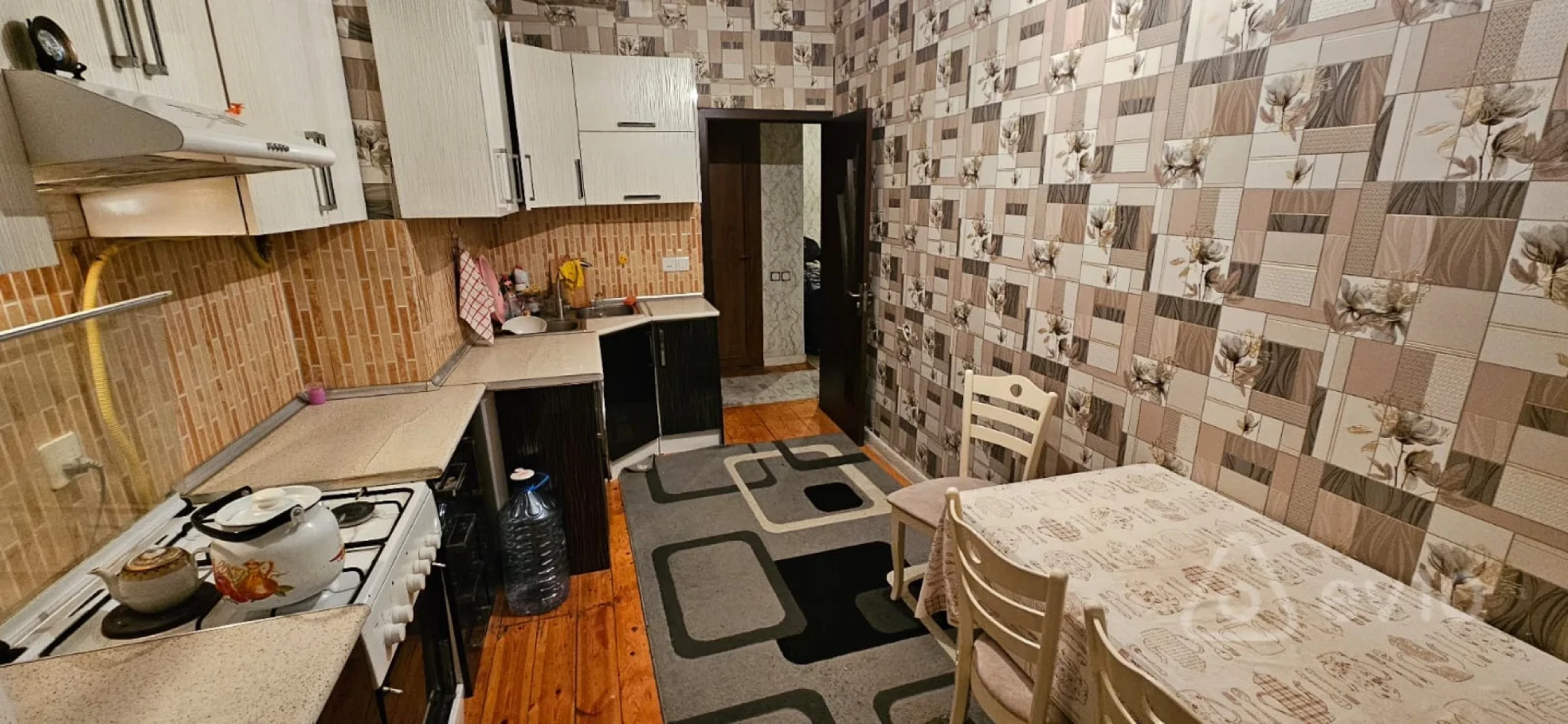 Kirayə verilir 2 otaqlı yeni tikili 87 m²