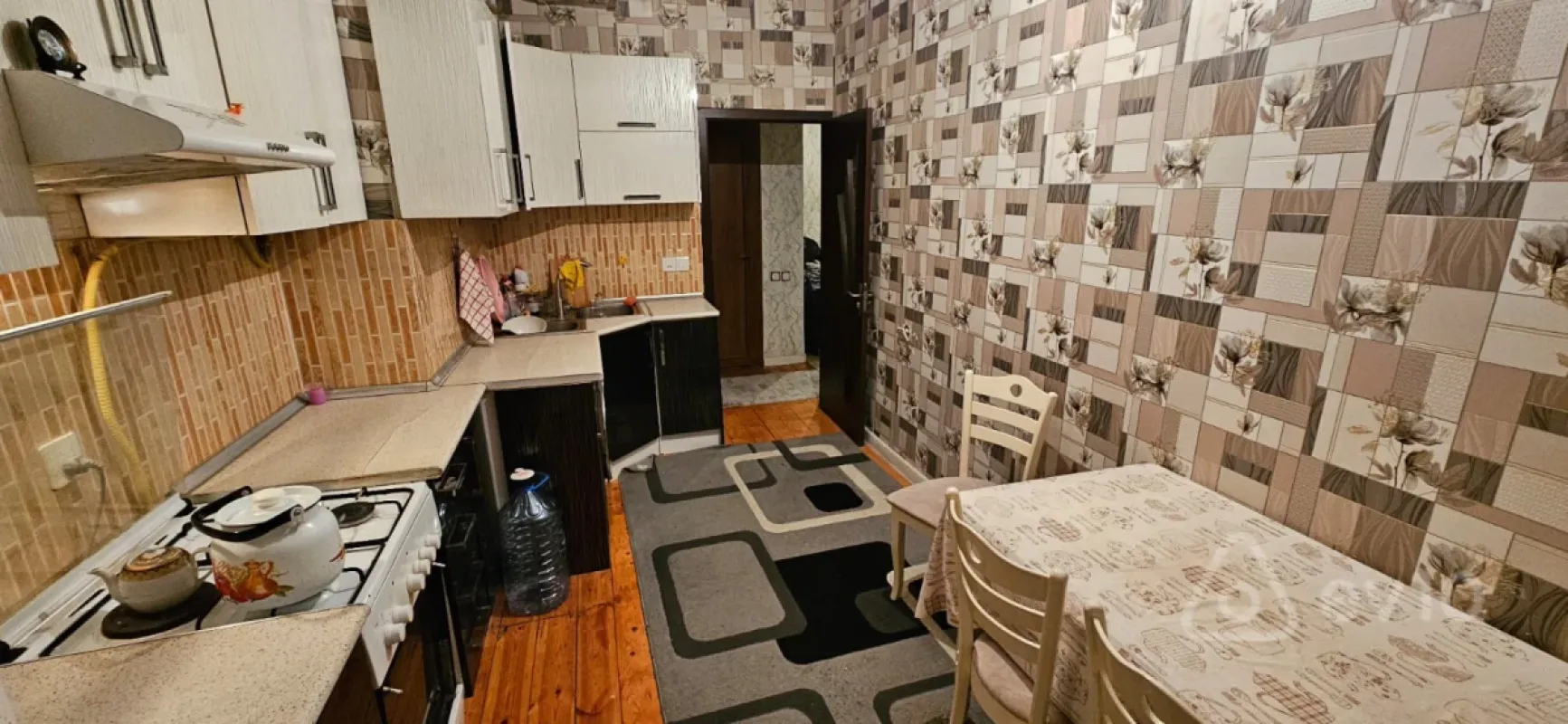 Kirayə verilir 2 otaqlı yeni tikili 87 m²