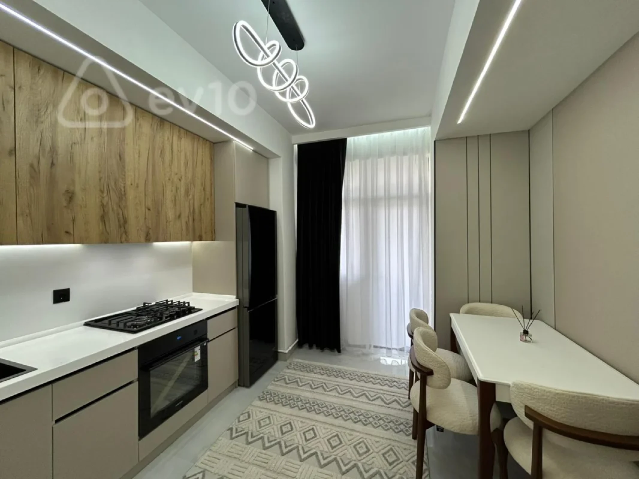 Satılır 3 otaqlı yeni tikili 90 m²