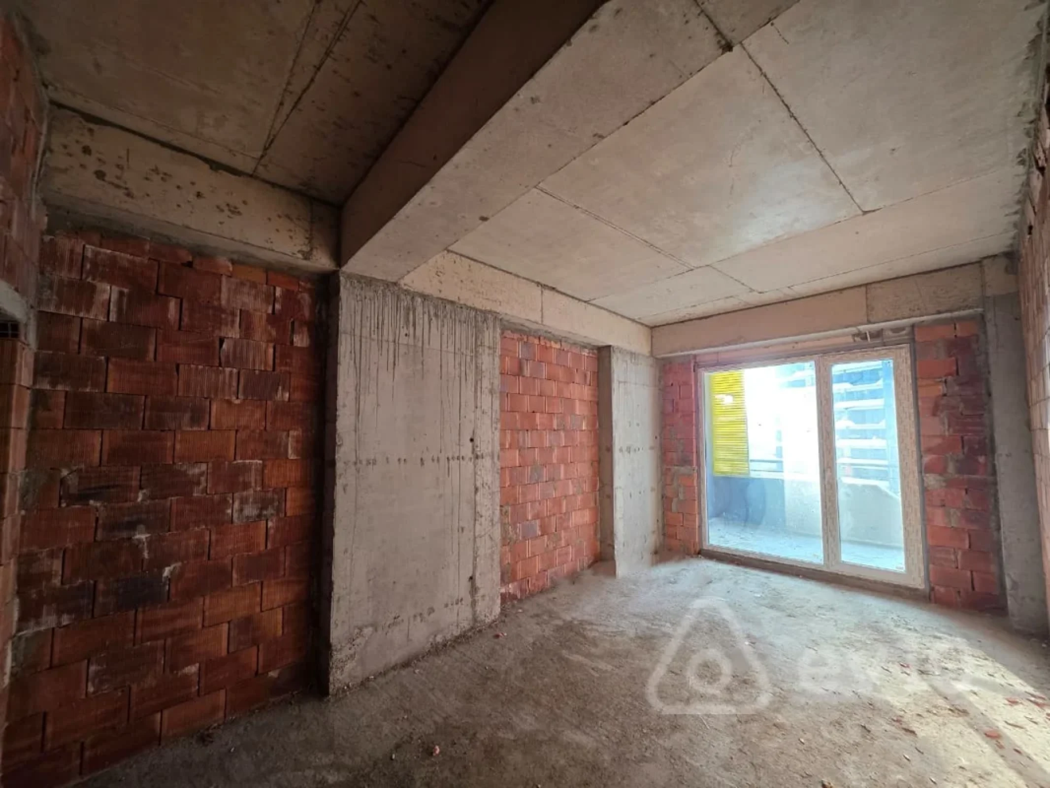 Satılır 2 otaqlı yeni tikili 91.7 m²