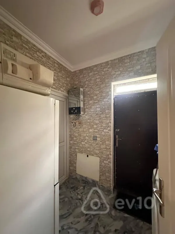 Kirayə verilir 3 otaqlı həyət evi 65 m²