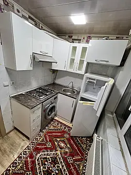 Kirayə verilir 2 otaqlı köhnə tikili 45 m²