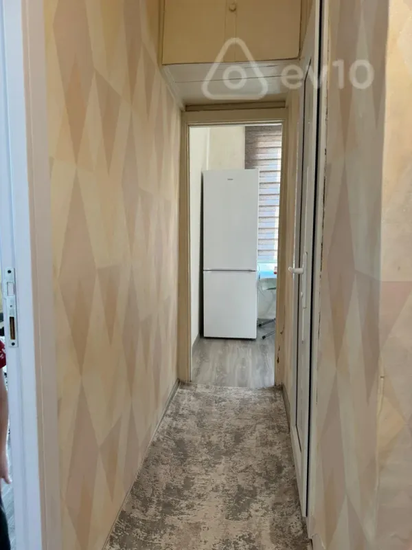 Kirayə verilir 1 otaqlı köhnə tikili 45 m²