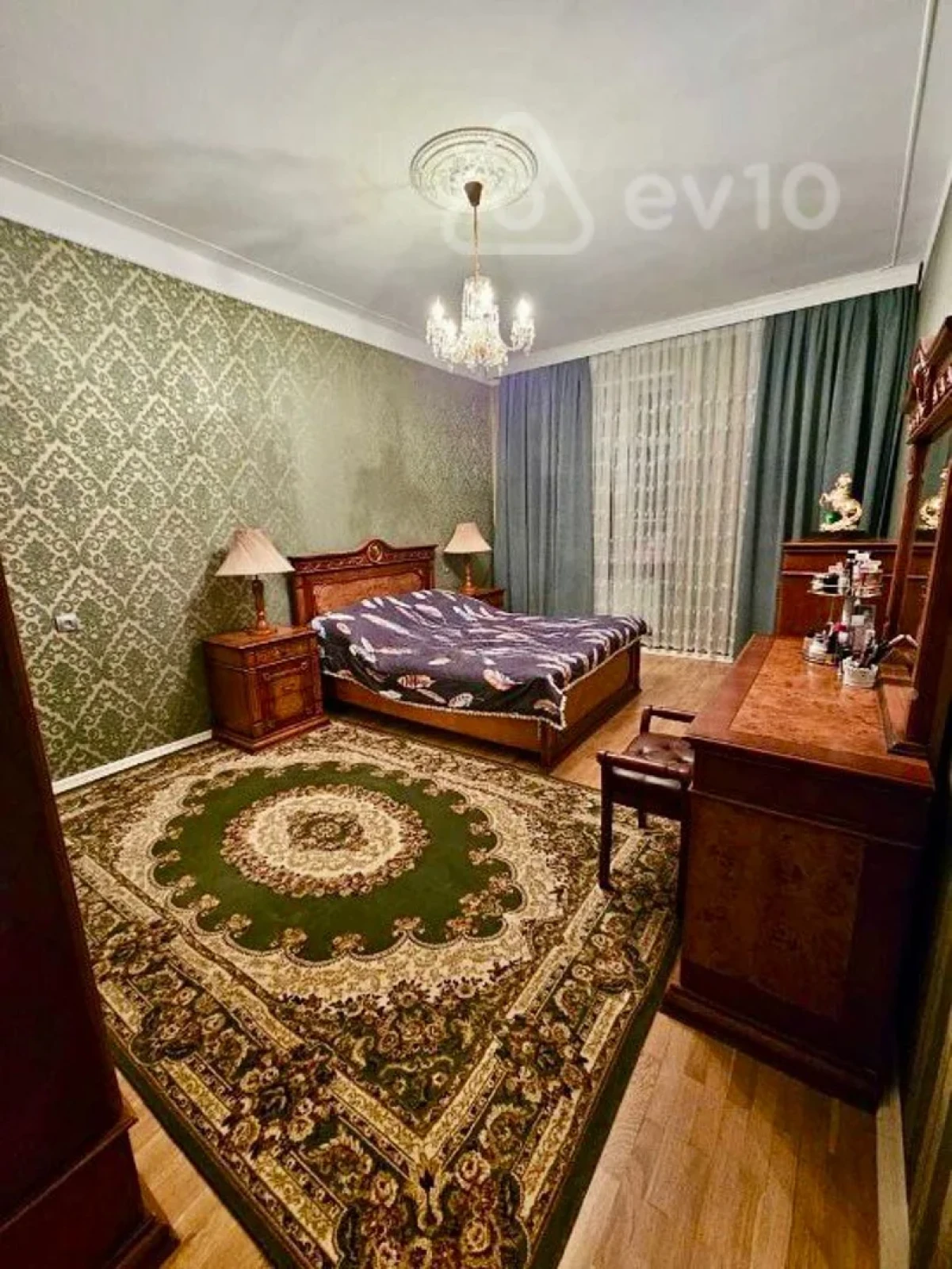 Satılır 3 otaqlı yeni tikili 120 m²