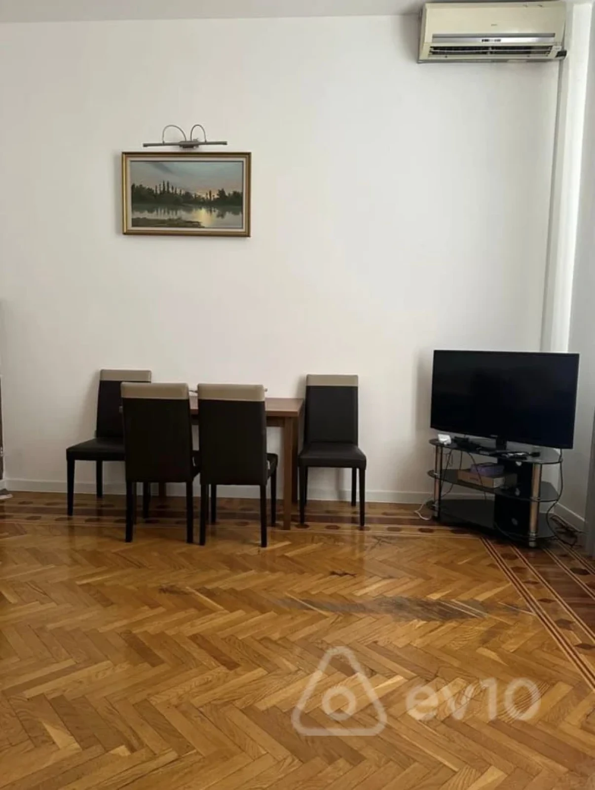 Kirayə verilir 1 otaqlı köhnə tikili 52 m²