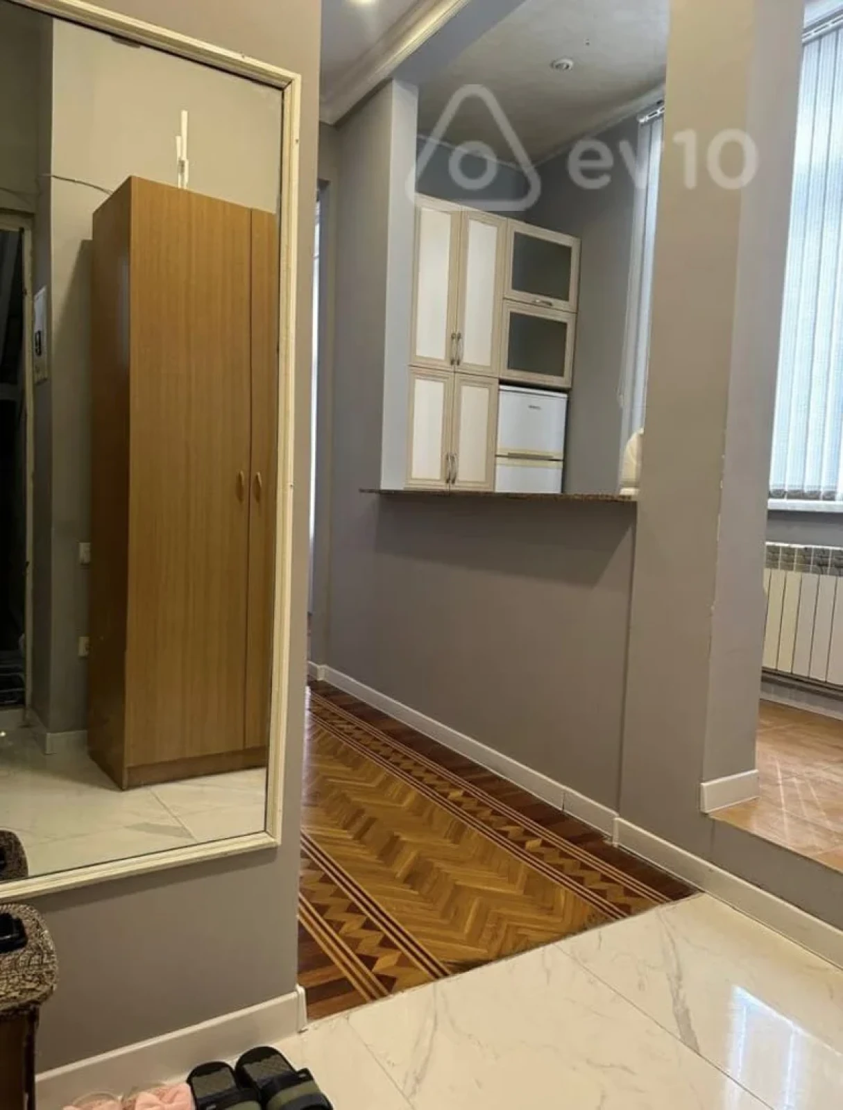 Kirayə verilir 1 otaqlı köhnə tikili 52 m²