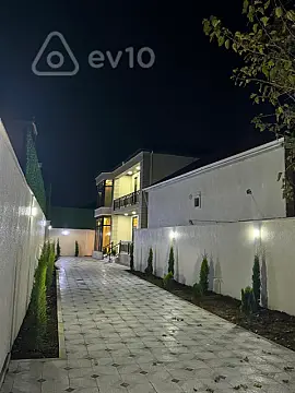 Satılır 5 otaqlı həyət evi 220 m²