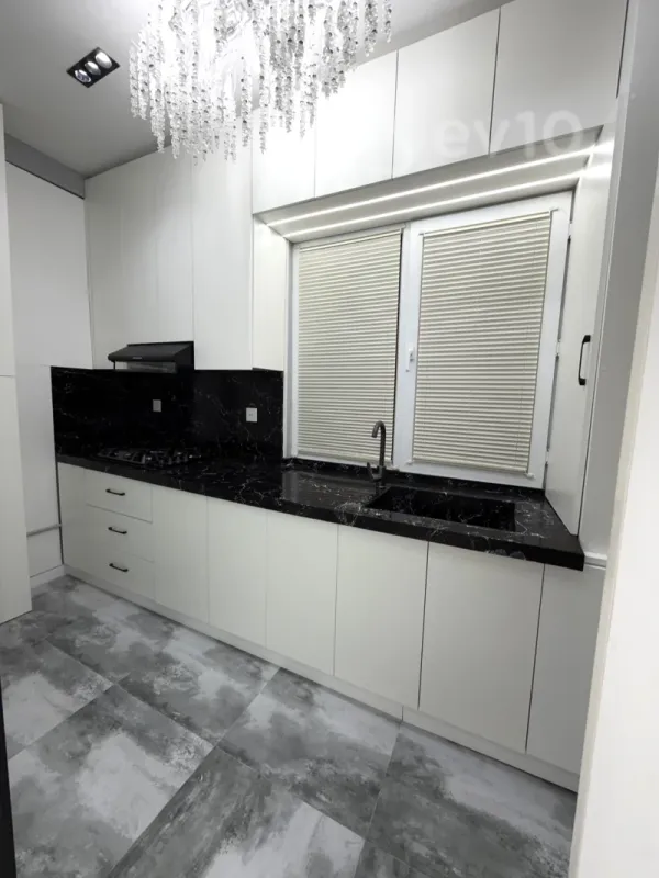 Satılır 2 otaqlı yeni tikili 65 m²