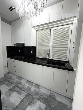 Satılır 2 otaqlı yeni tikili 65 m²