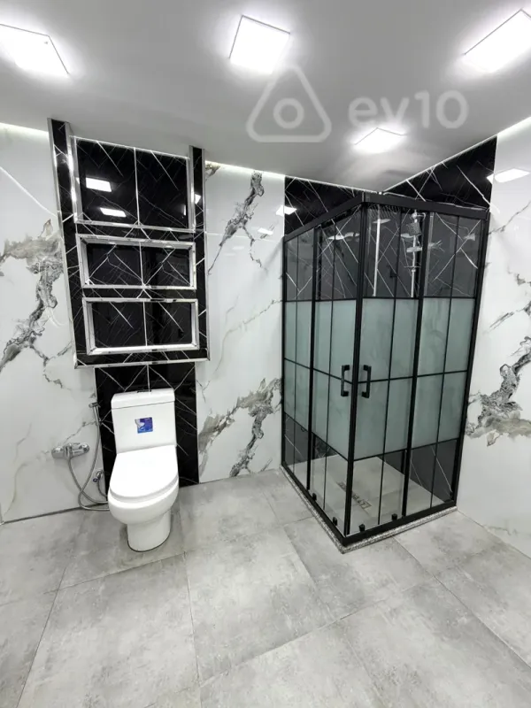 Satılır 2 otaqlı yeni tikili 65 m²