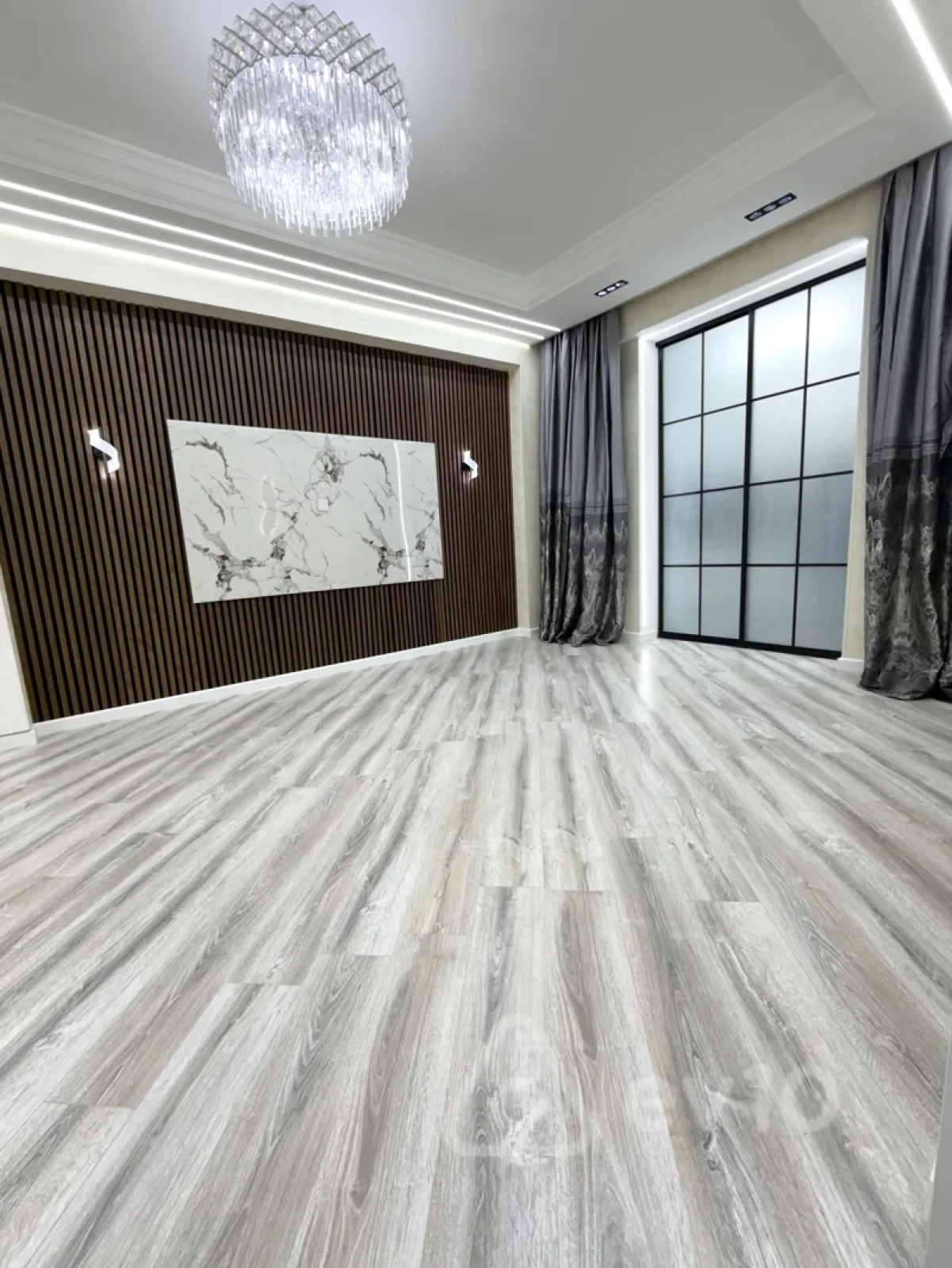 Satılır 2 otaqlı yeni tikili 65 m²