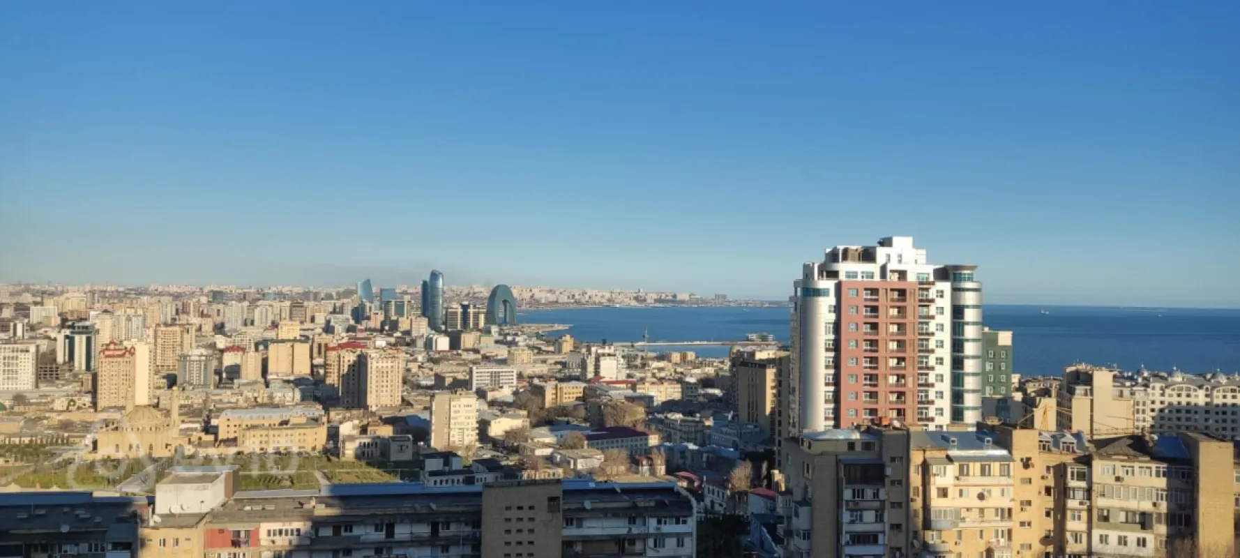 Kirayə verilir 2 otaqlı yeni tikili 75 m²