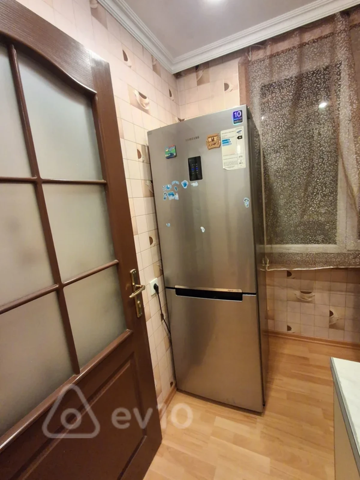 Kirayə verilir 2 otaqlı köhnə tikili 50 m²