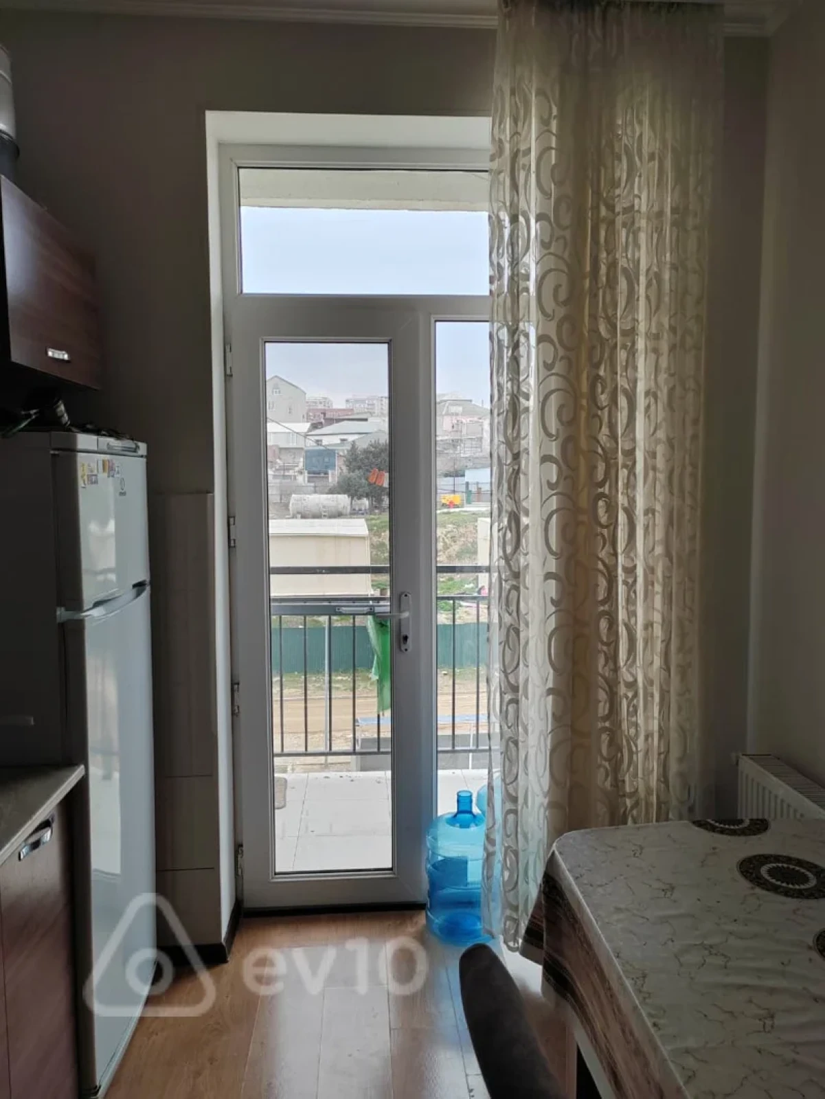 Kirayə verilir 2 otaqlı yeni tikili 55 m²
